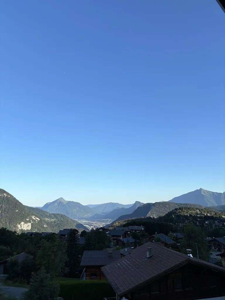 Victoria Troeller_Hôtel La Croix de Savoie & SPA_Arâches-la-Frasse_review