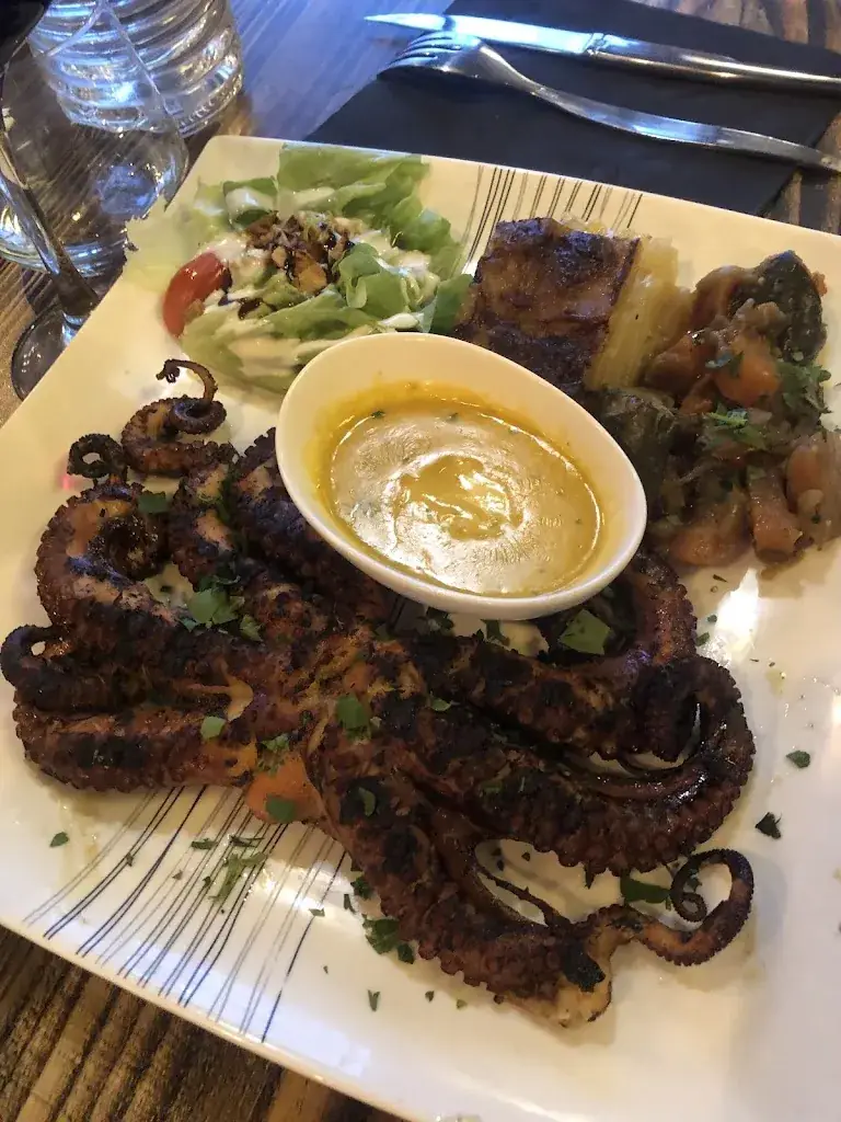 Corinne D 'asta_Restaurant Le Bigre_Mérindol_recensione