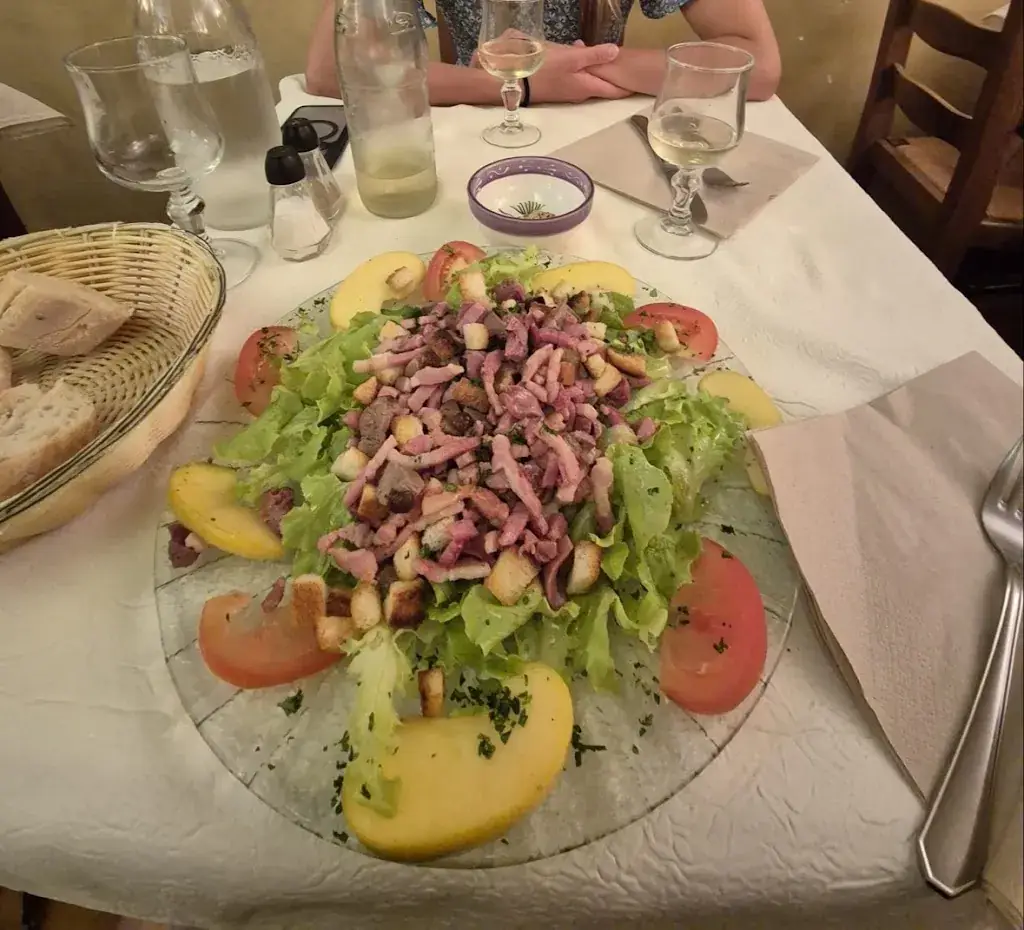 Patio du Vallon ristorante a Mérindol