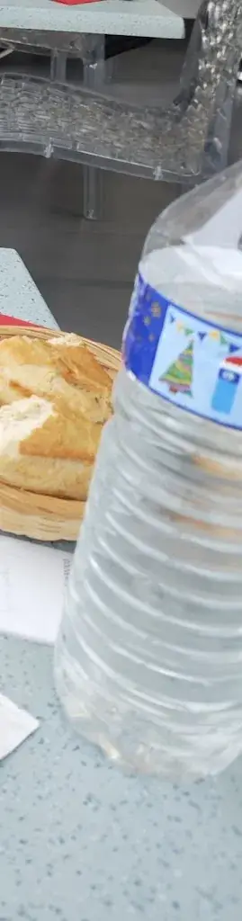 Lingman XU_Auberge les 3 gares_Meyrargues_review