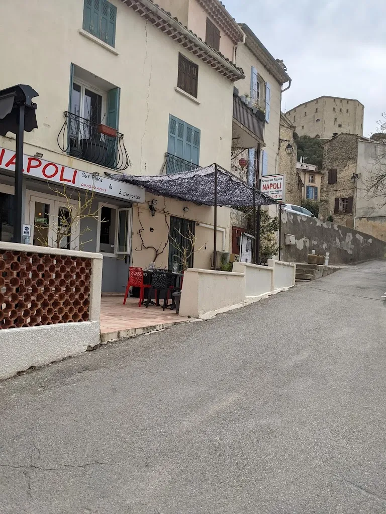 Napoli_Meyrargues_slider_image_3