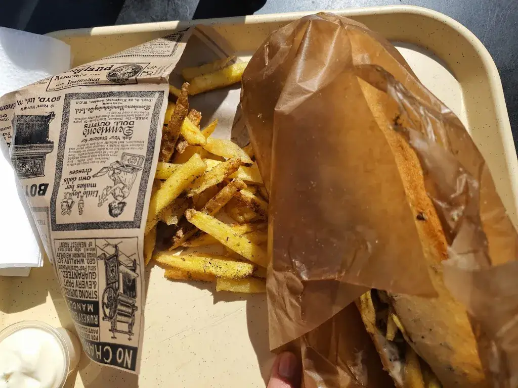 bryan coulier_La baraque_Meyrargues_recensione