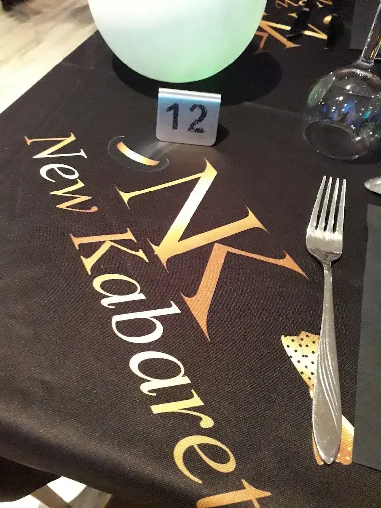 kar phi_New-Kabaret_Meyrargues_review