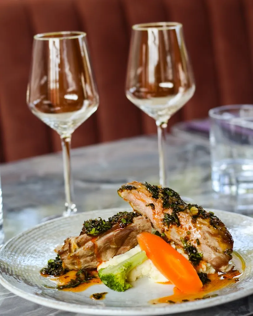 Bistrot Demols - Restaurant_Mondragon_slider_image_3