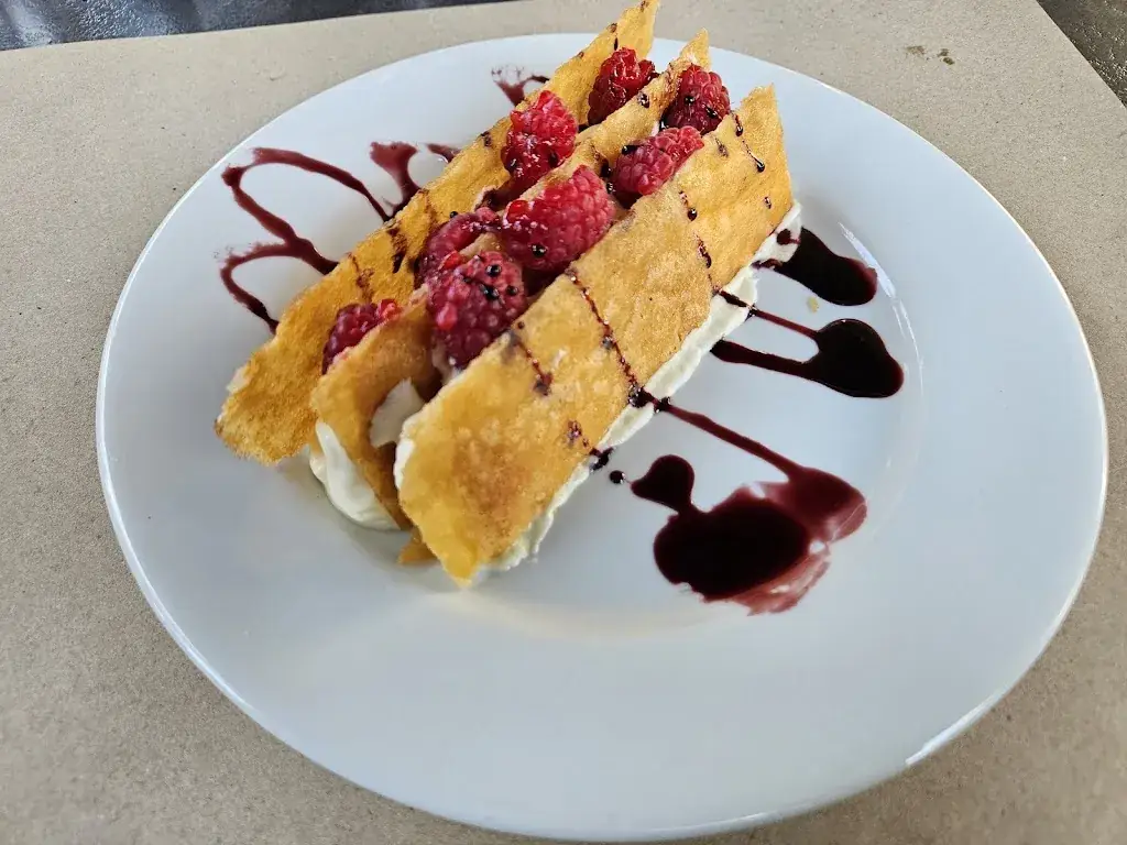 El Houssain NAKRAOUI_Le Bistrot de la Gare_Mollégès_review