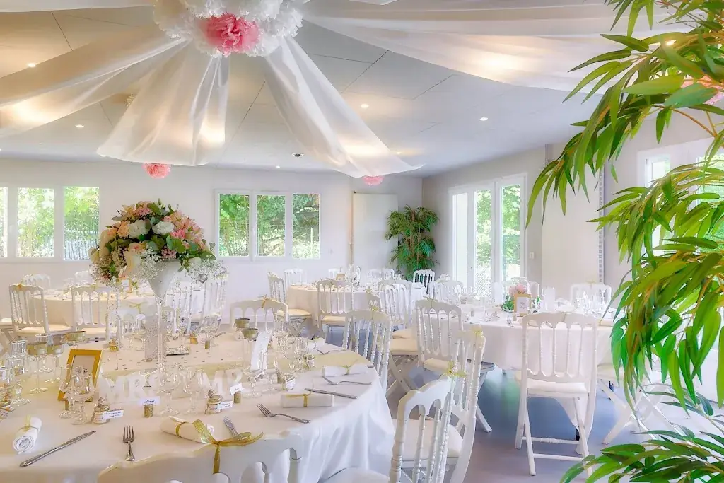 Domaine Chloe du lac_Montferrat_slider_image_2