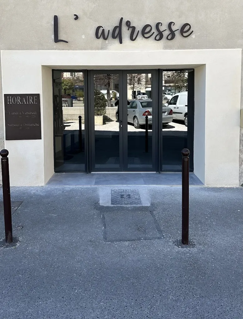 L’ADRESSE_Monteux_slider_image_1