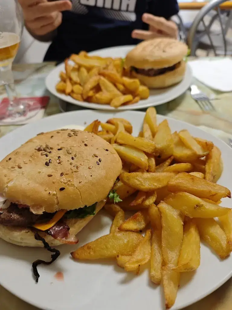 Bruno “Nono” D._La Grappe à Frites_Pouilly-sur-Loire_review