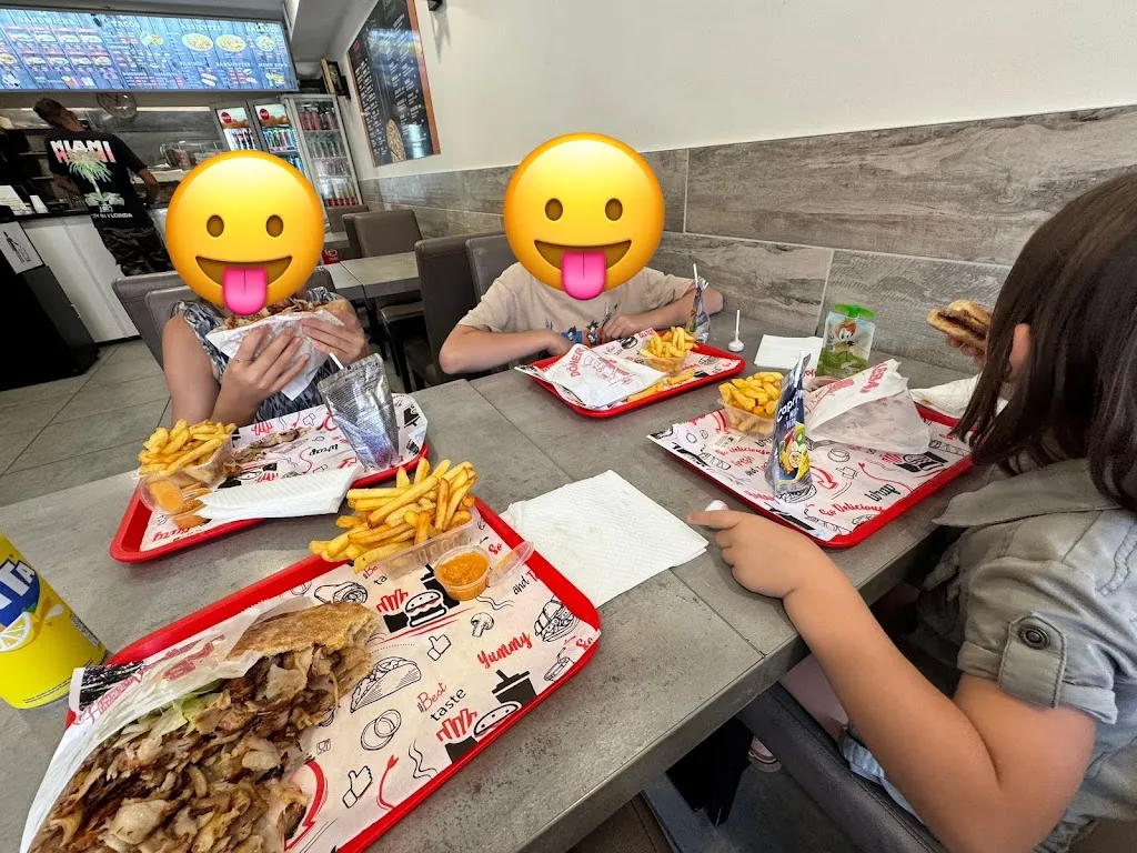 chloé levillain_Les 3 Saveurs -_Monteux_review