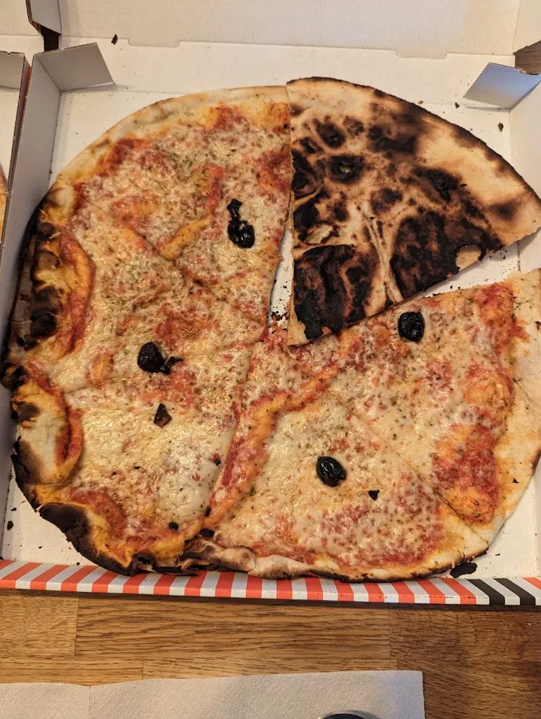 Kiko De la Vega_Planet'pizza & Co_Monteux_review