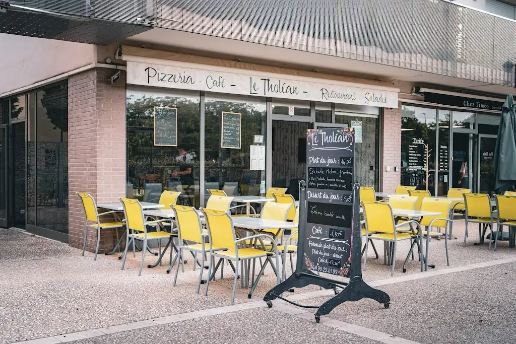 Restaurant - pizzeria LE THOLEAN Agroparc restaurant in Avignon
