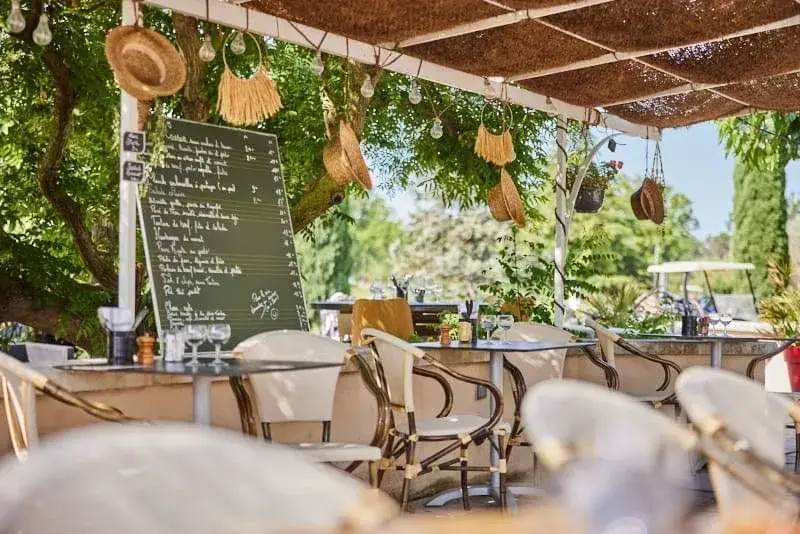 Restaurant Sur le Green ristorante a Morières-lès-Avignon