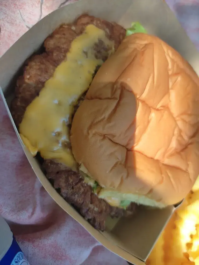 k. Lahfavovitch_Ô smash_Morières-lès-Avignon_review