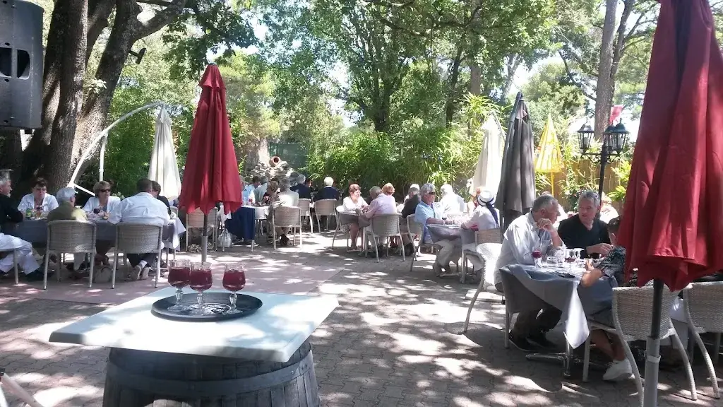 LE RECTO.VERSO_Mornas_slider_image_1