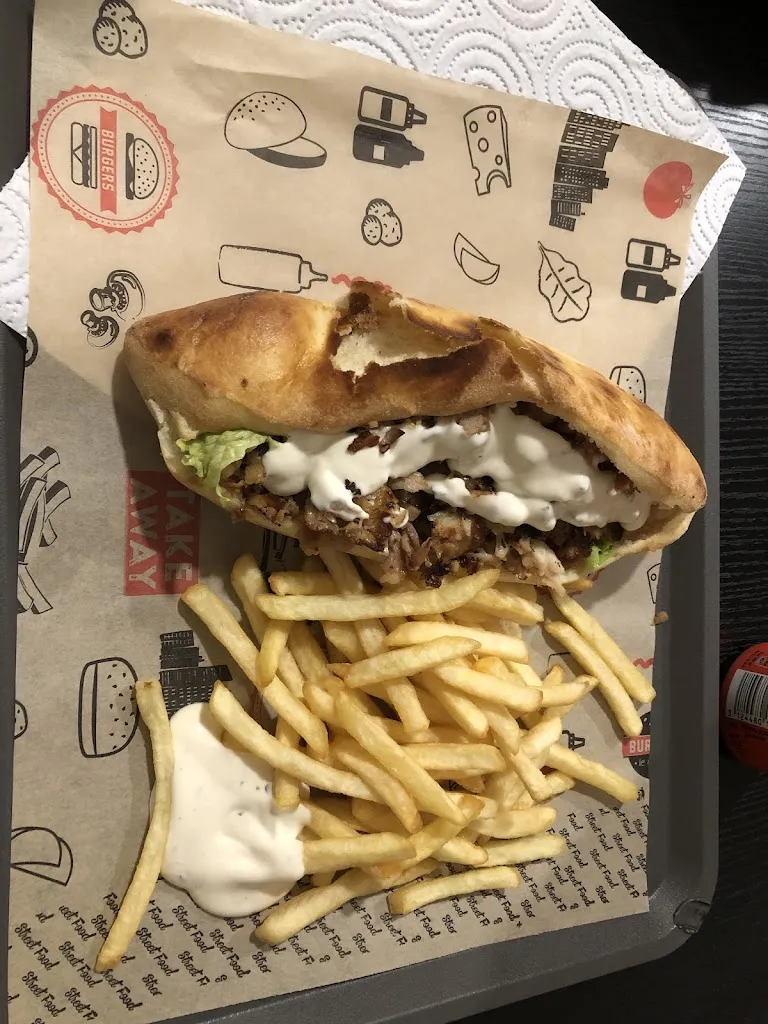 Boris Du monde_Snack des Crousilles_Mornas_recensione