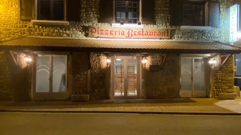 Pizzeria Emilio Pont-de-Cheruy Restaurant in Pont-de-Chéruy