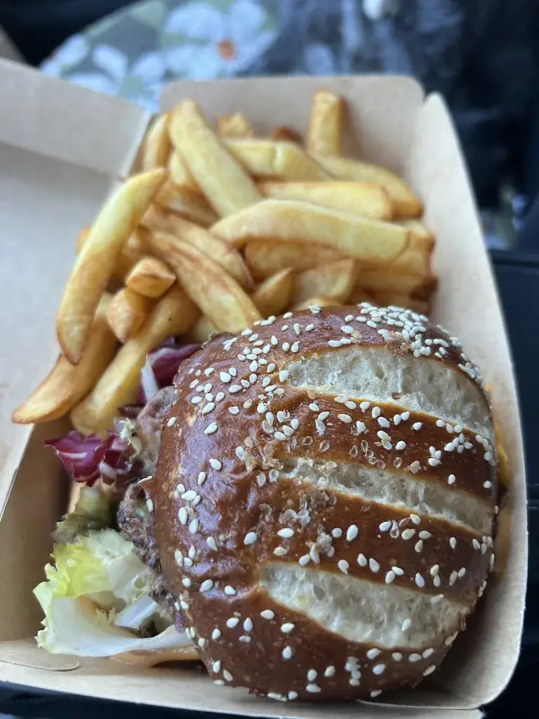 Catherine McAllister_Mornas - Village Service Area_Mornas_review