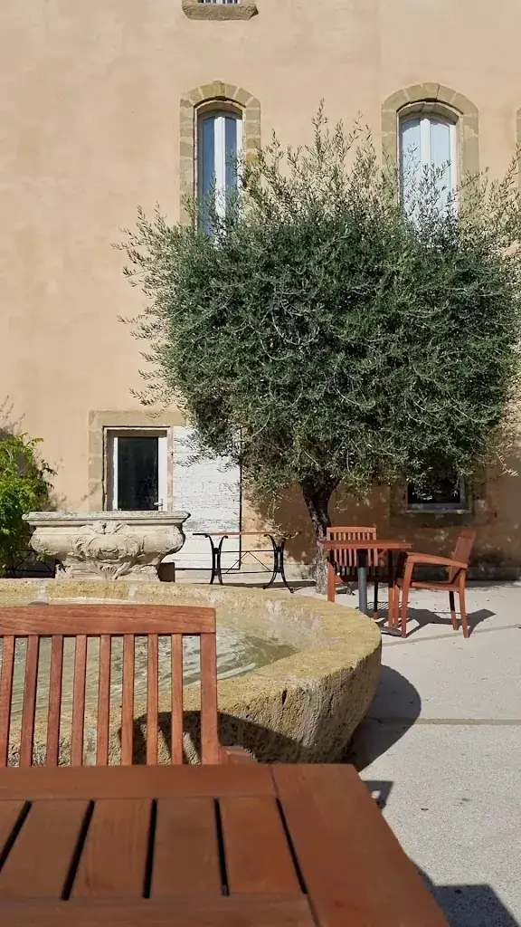 Château de Massillan Restaurant in Uchaux