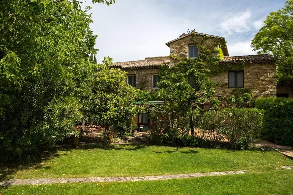 Le Mas Des Aigras ristorante a Orange