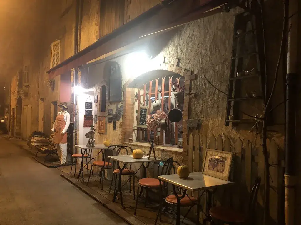 La Cave Restaurant in Mouans-Sartoux