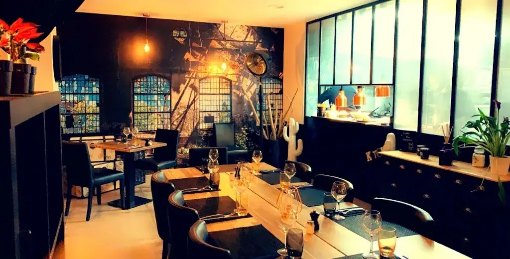 Le Café Terrasse restaurant in Mouans-Sartoux