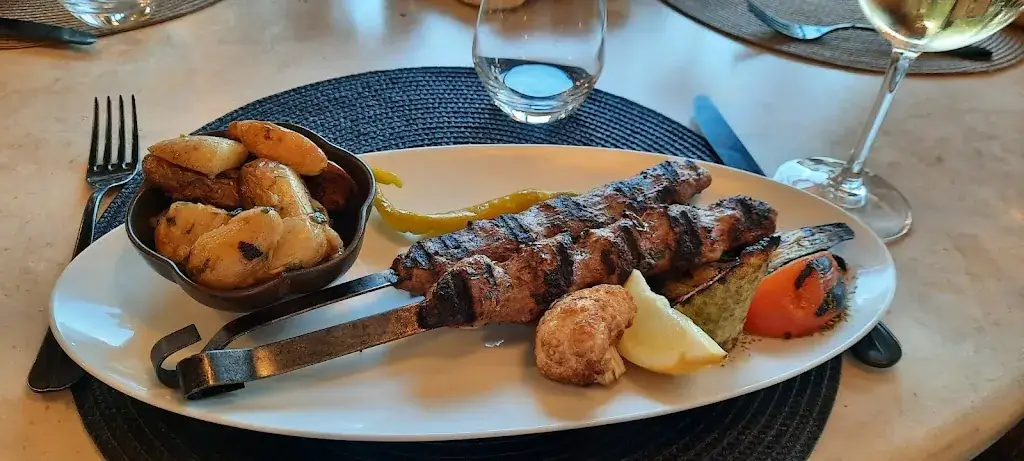 Restaurant Gibran_Mouans-Sartoux_slider_image_3