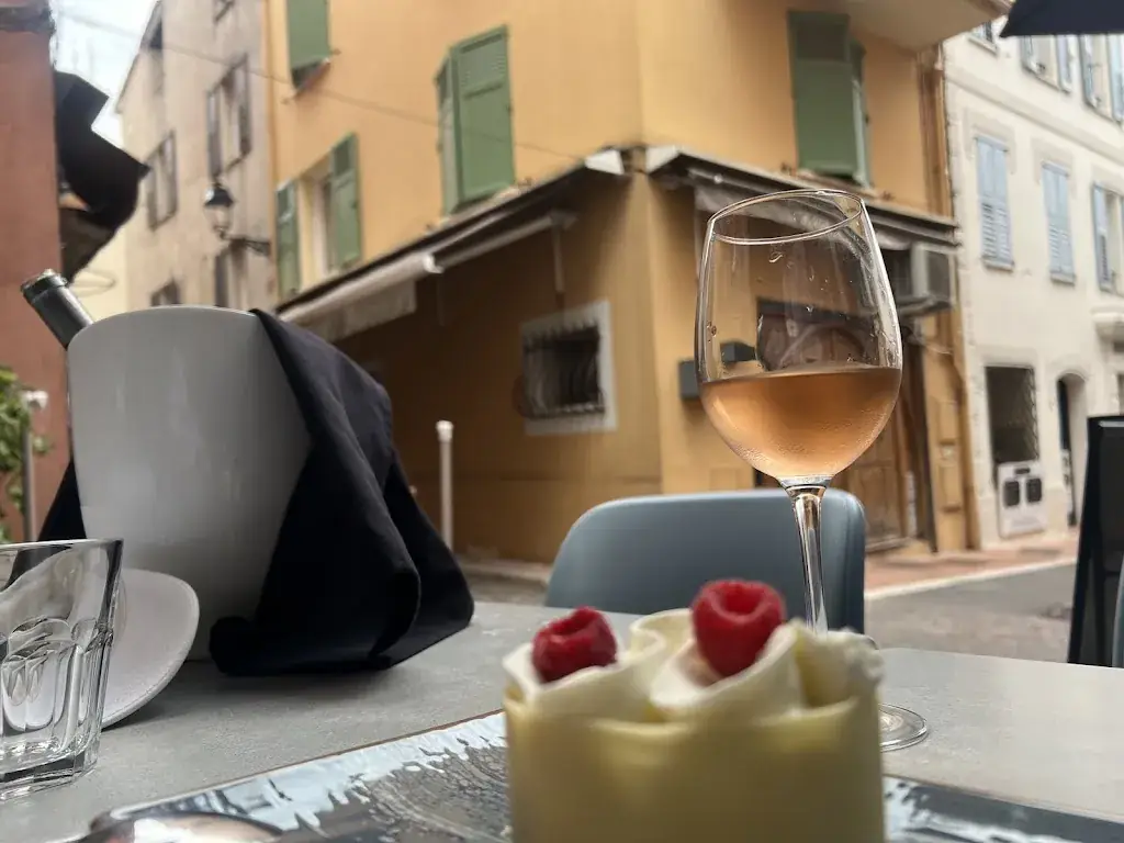 Graham Reviews_L’écailler by Manu_Mouans-Sartoux_review