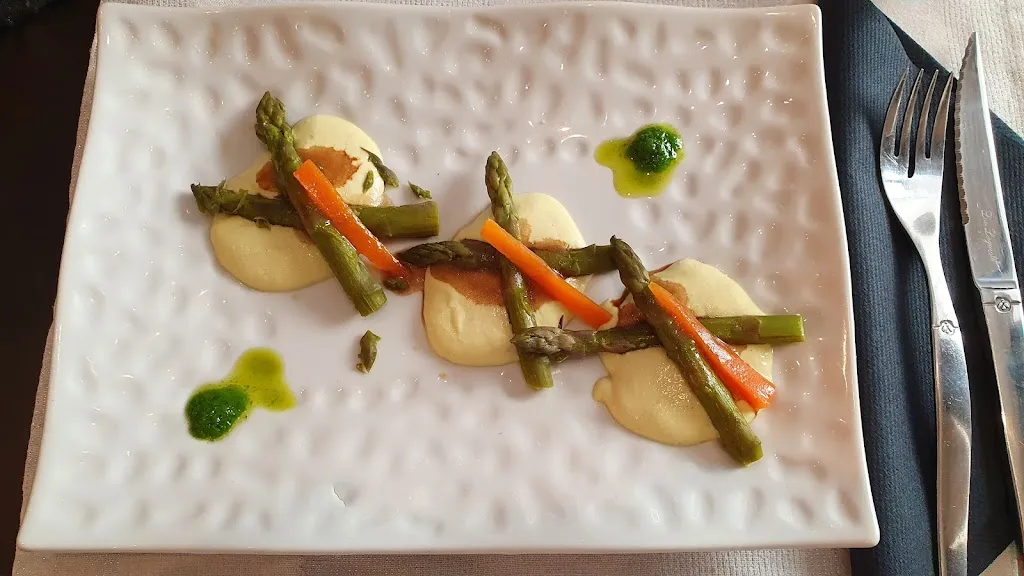 Elena-Tatiana Chiș_La Gabbia_Mouans-Sartoux_review