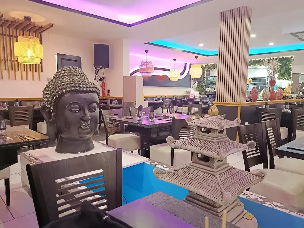 Lydie Genevois_O Sakura_Tignieu-Jameyzieu_review