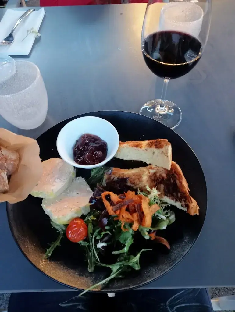 Tia_ROMI Carré d'Art_Mouans-Sartoux_Bewertung