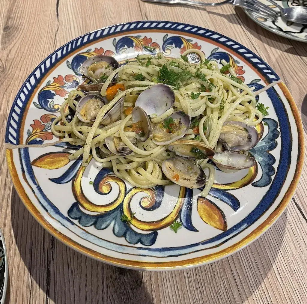 Jacque Tong_Dolce Sicilia_Mouriès_review