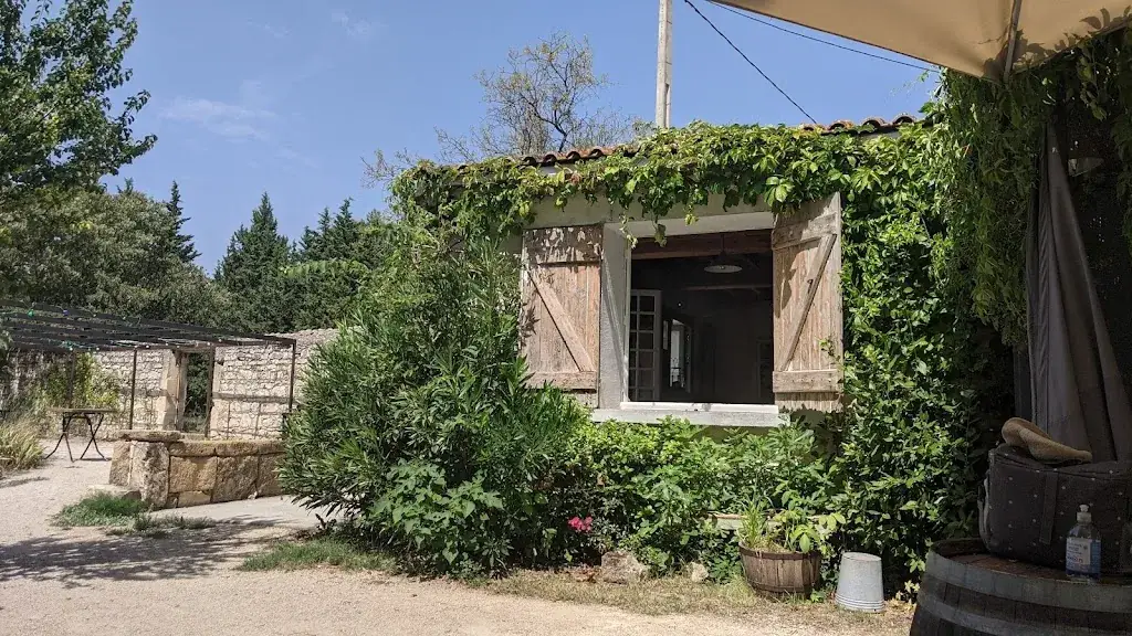 CHEZ TATA SIMONE_Mouriès_slider_image_3