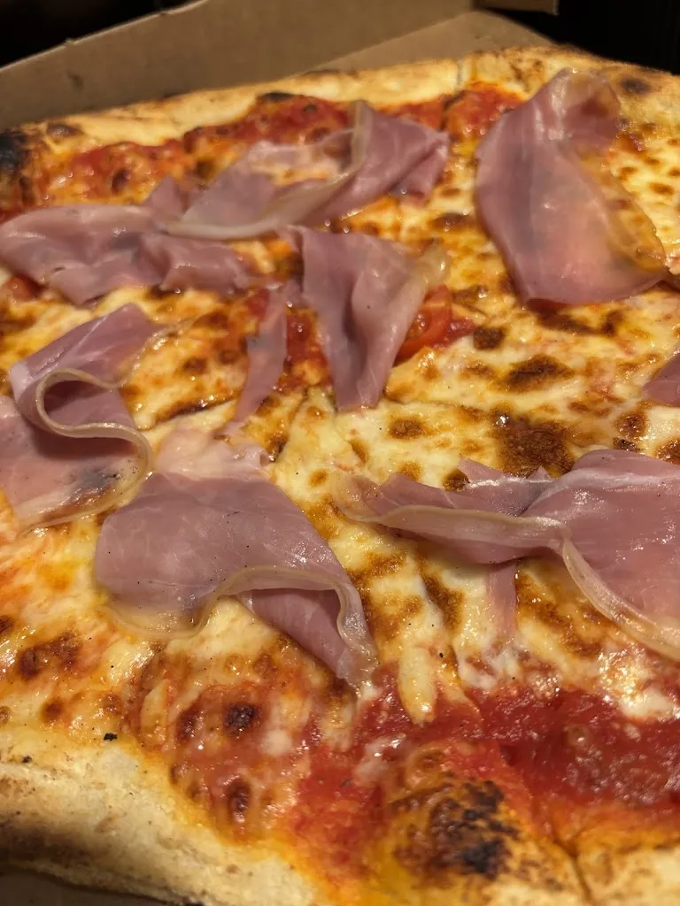 Alexia Graziani_Presto Pizza_Pont-de-Chéruy_avis