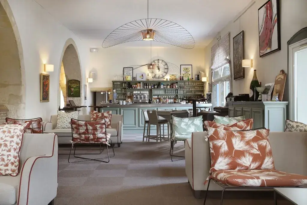 La Bergerie Des Alpilles (Golf de Servanes) restaurant in Mouriès