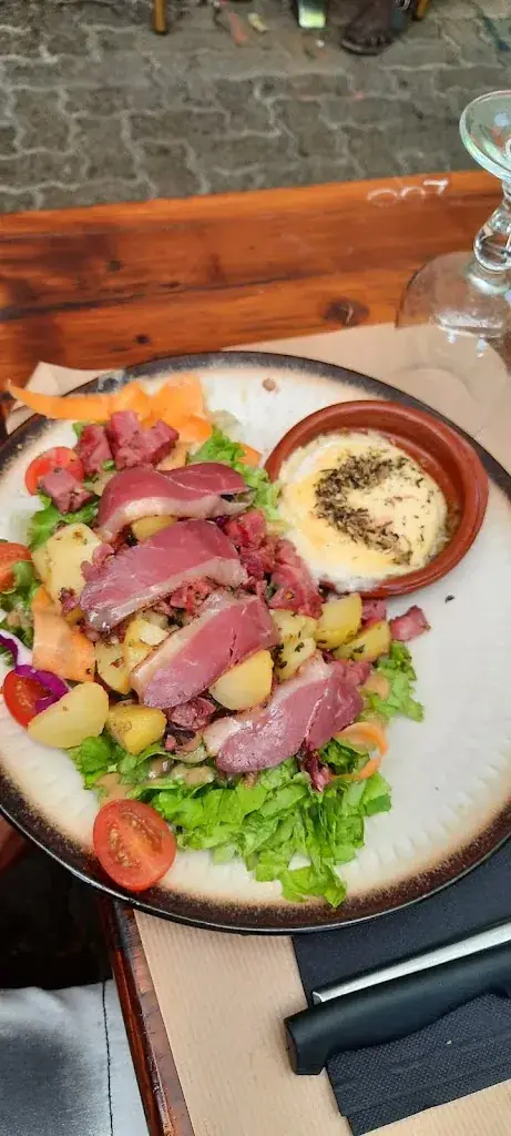 Carole Gauthier_Café du Commerce_Mouriès_review