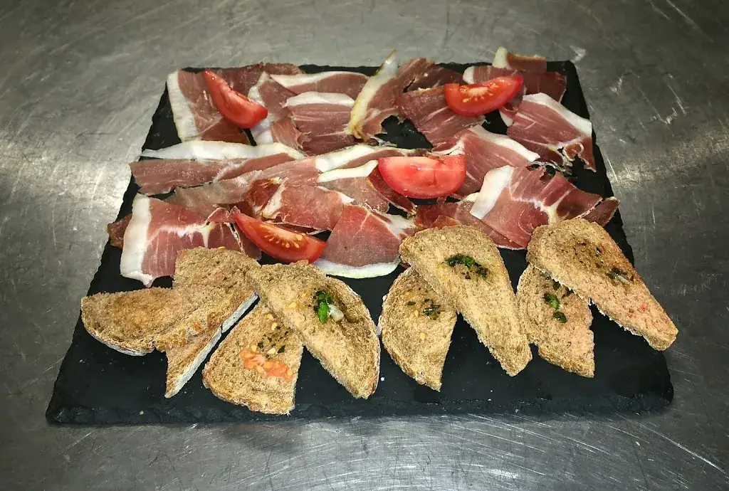 Café du Commerce_Mouriès_slider_image_3