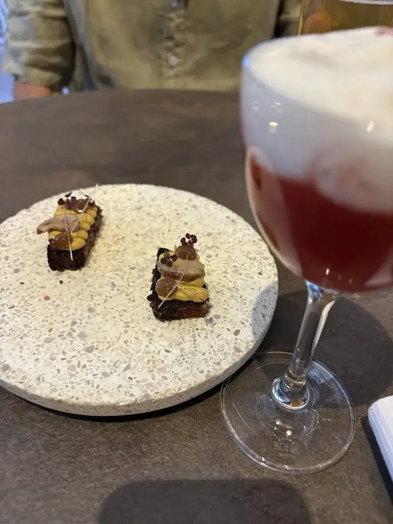 Sue Trinh_Le Panier_Nice_review