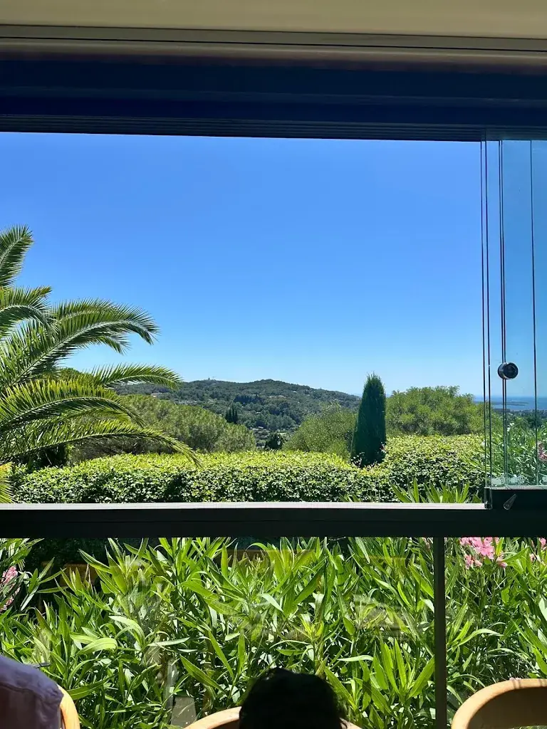 Abdulla Fakhroo_Bohème_Mougins_recensione