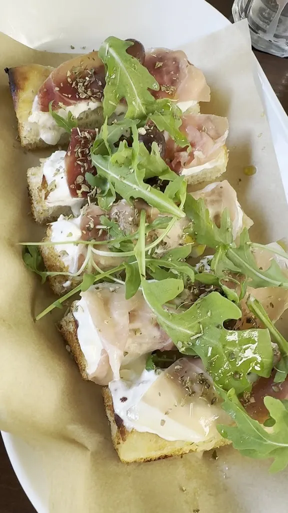 Rita Mougins_Mougins_slider_image_2