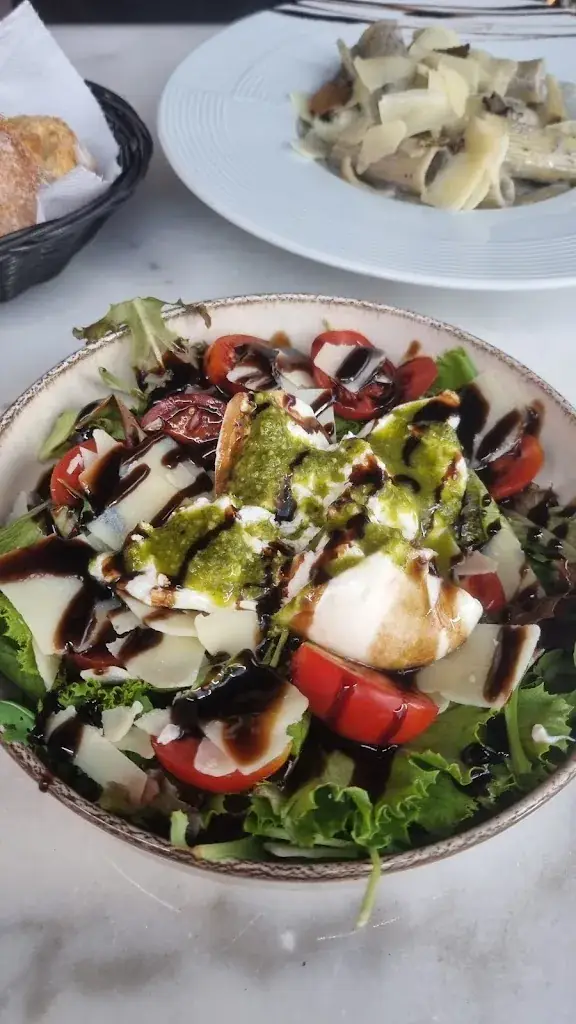 Sumi Mathew_So'bella Restaurant_Mougins_review