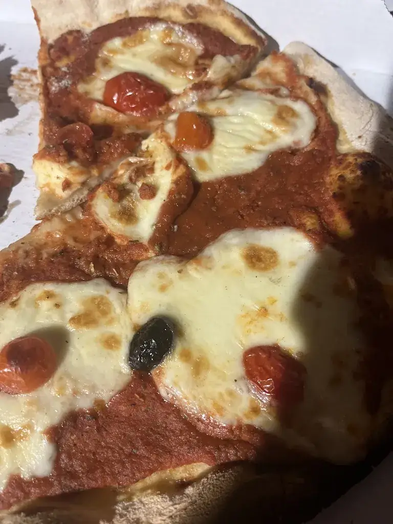 Tamara v_City Pizza_Mougins_recensione