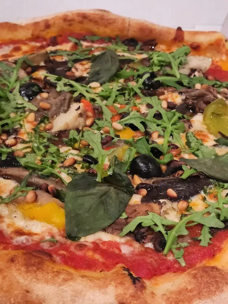 Shikha M._City Pizza_Mougins_recensione