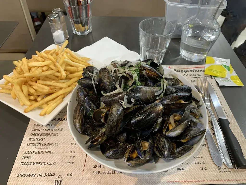 La Petite Brasserie_Mougins_slider_image_3