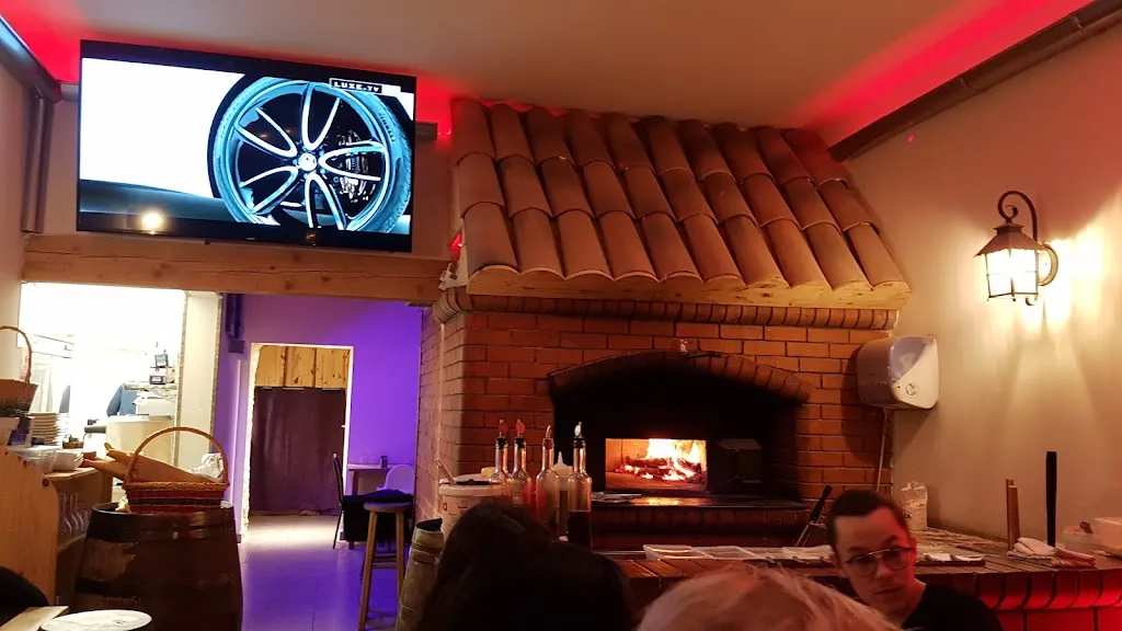 Julien Giannini_LE CARILLON LA RINASCITA_Marseille_Bewertung