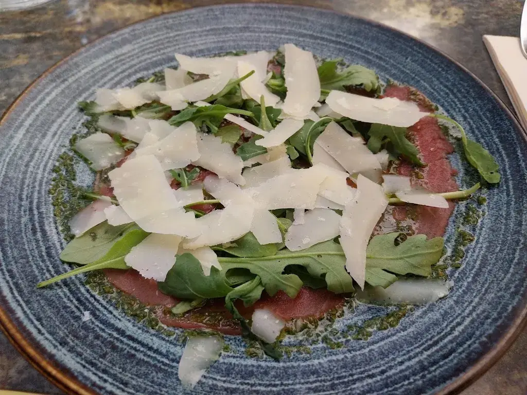 Marie-L Saïssi_La Table du 9_Nans-les-Pins_review