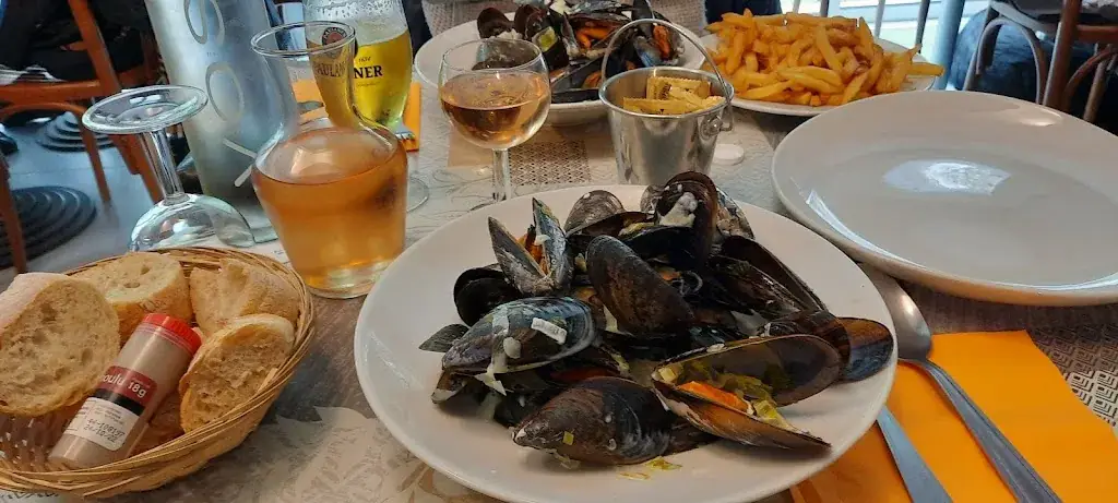 Bar Tabac des Sports_Nans-les-Pins_slider_image_3