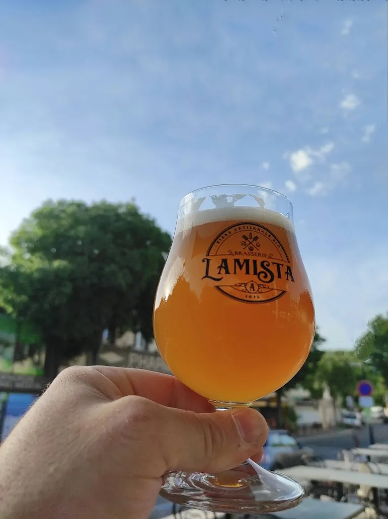 Thomas Seignour_BRASSERIE L'AMISTA_Noves_review