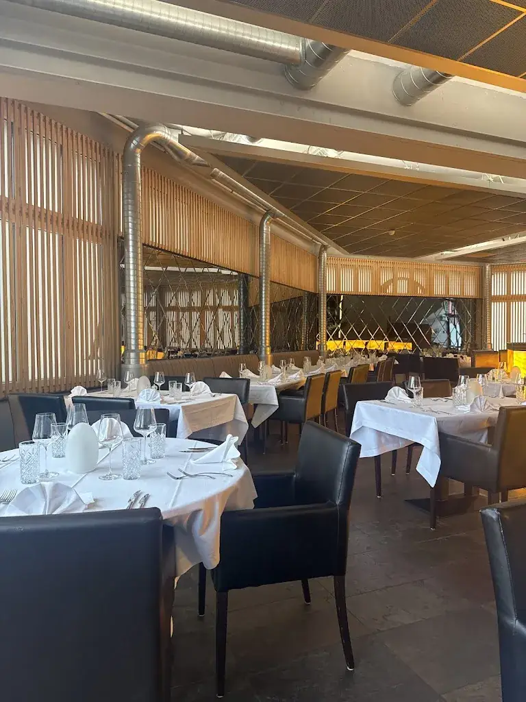 Restaurant L'Opéra Biel/Bienne_Bienne_slider_image_1