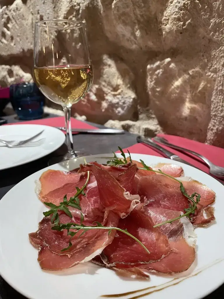 Sarah Gail W_VIA EMILIA_Paris_Bewertung