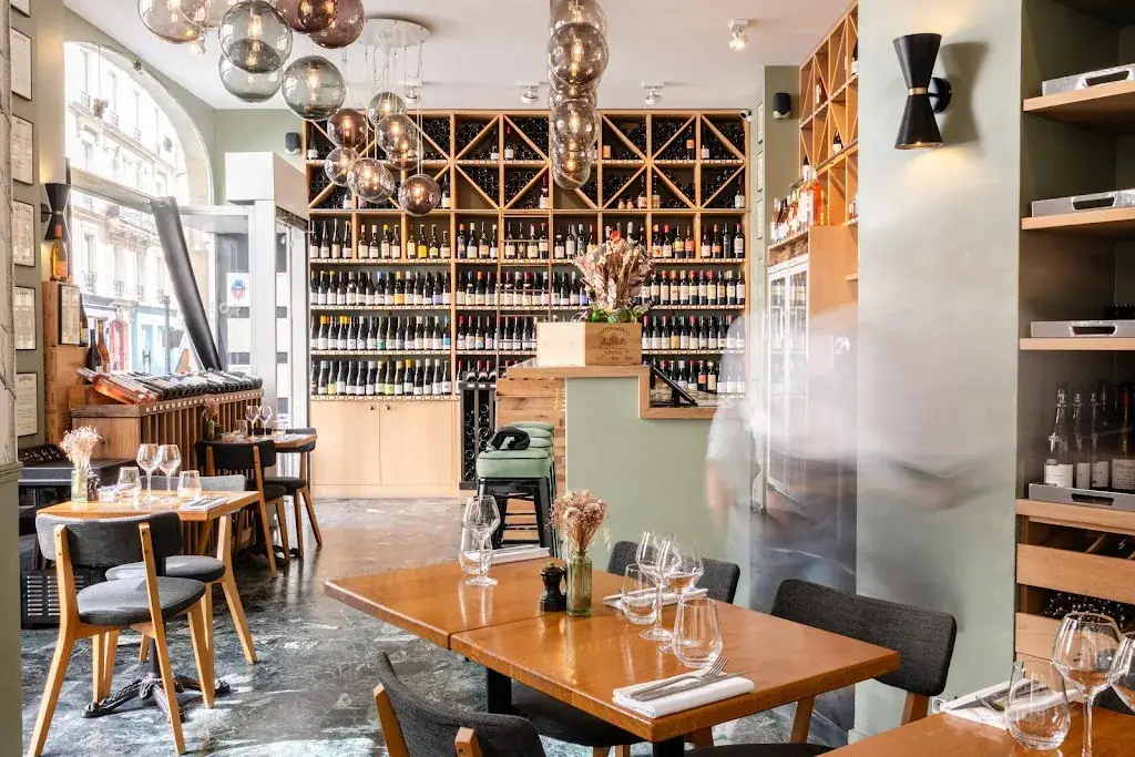 GEGEOR - Caviste & Restaurateur Restaurant in Paris
